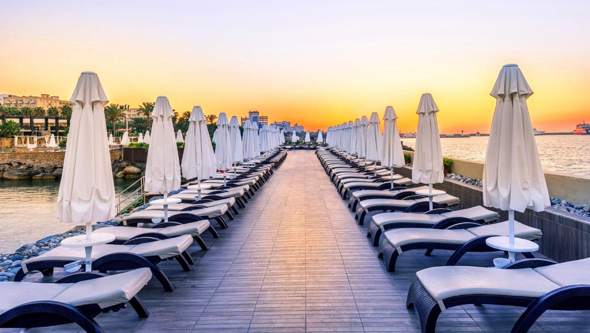 Vuni Palace Premium Kyrenia Hotel & Spa & Casino Beachfront Location ! Agios Nikolaos  Eksteriør billede