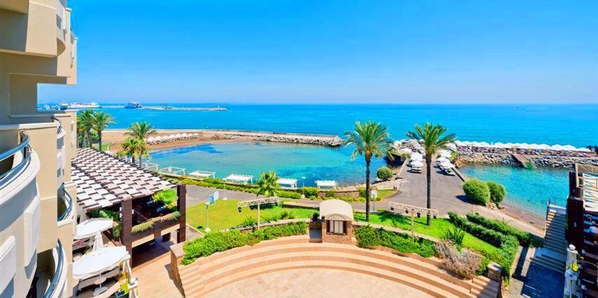 Vuni Palace Premium Kyrenia Hotel & Spa & Casino Beachfront Location ! Agios Nikolaos  Eksteriør billede